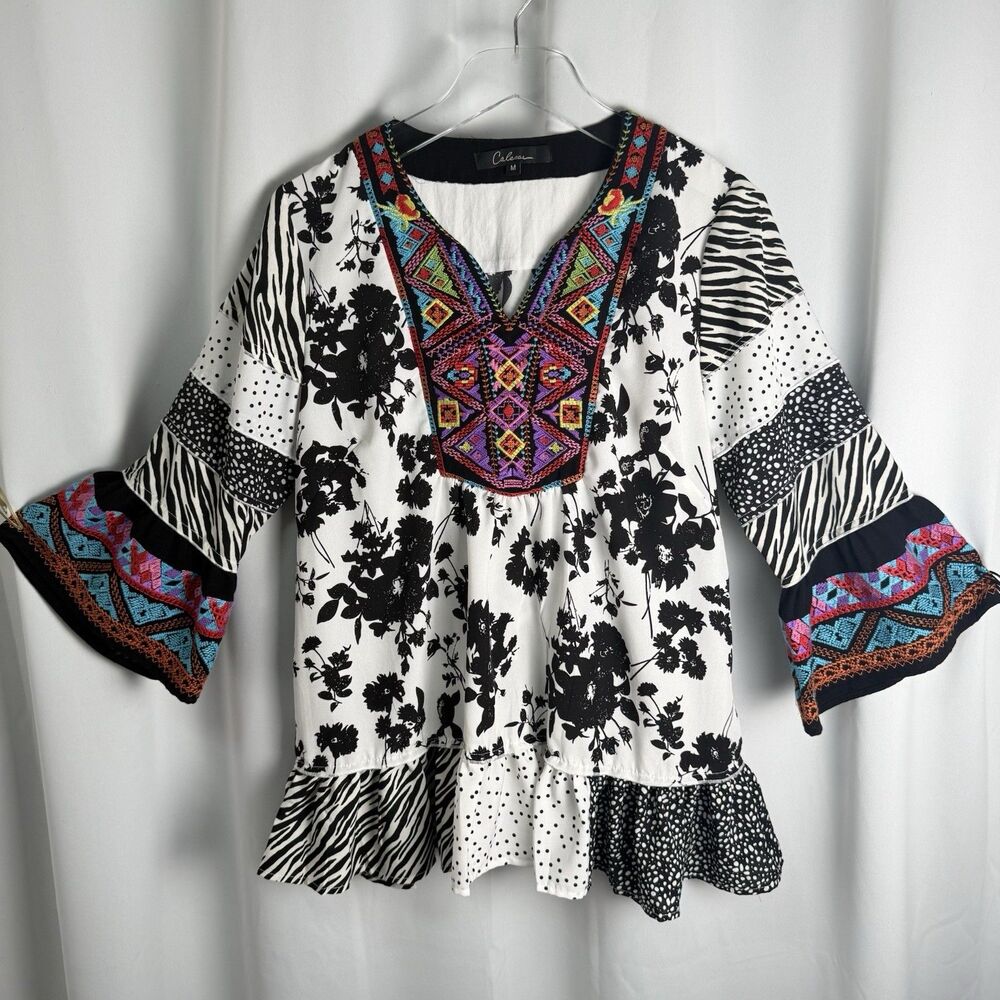 Calessa 3/4 Sleeve Floral Embroidery Blouse Top Sz M